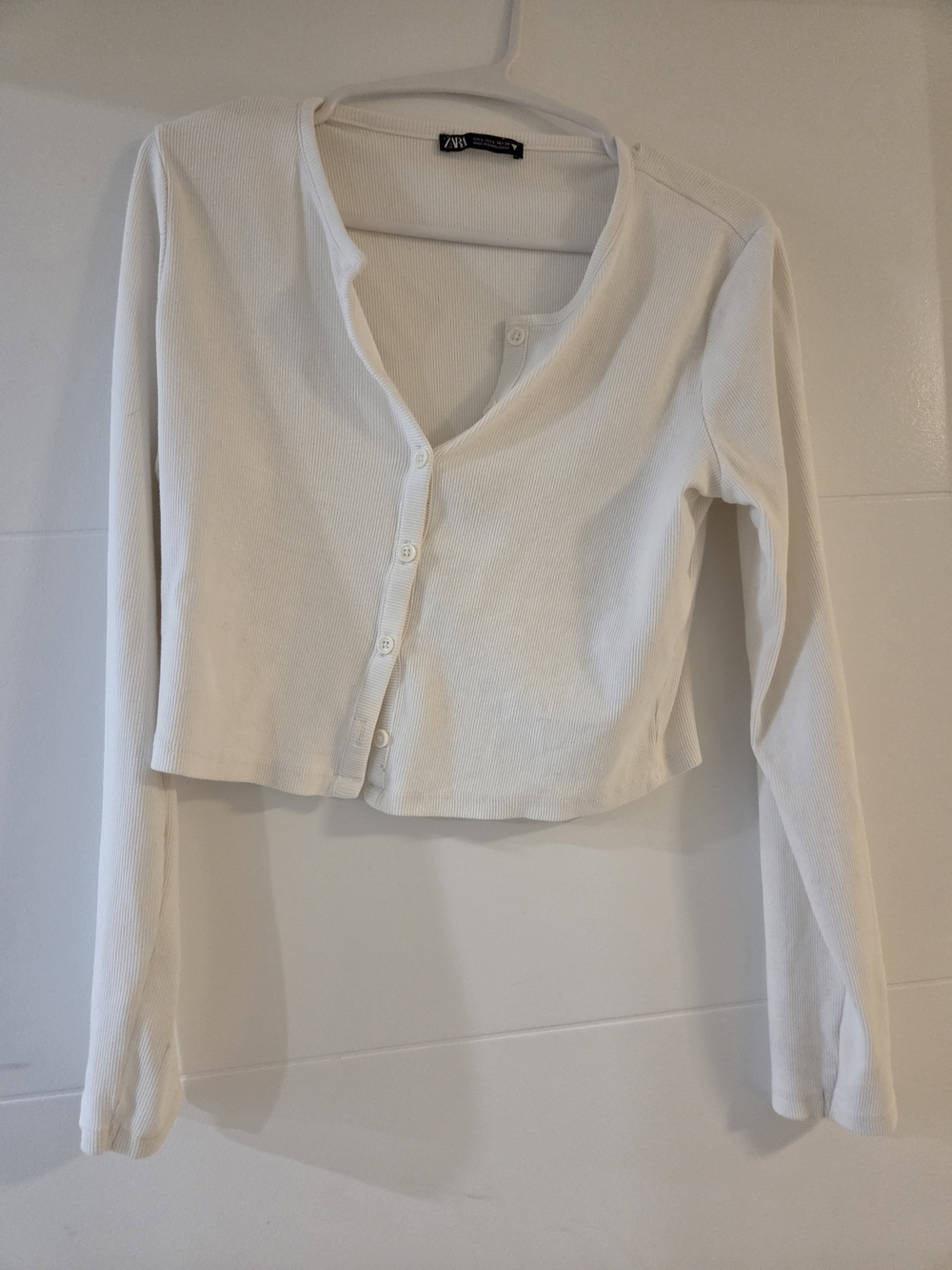 Zara Ivory Ribbed Button-Front Crop Top - Picture 3 of 3